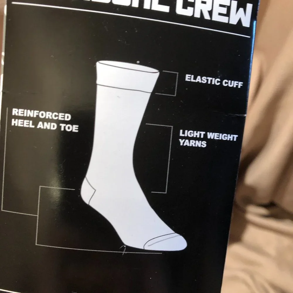 Bioworld set of men SIX Hanna-Barbera  socks